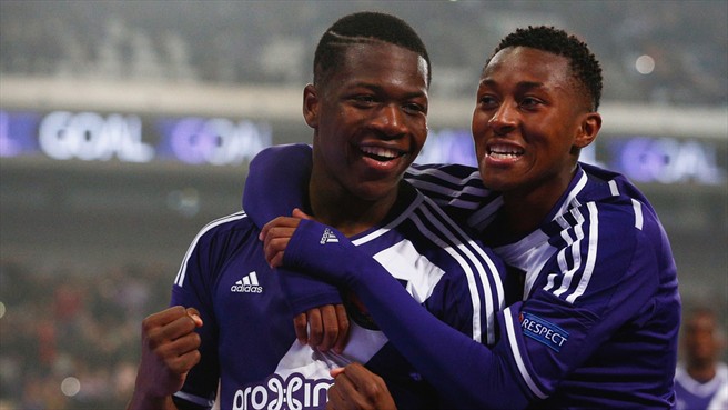 Tài năng của thần đồng Aaron Leya Iseka, em trai Batshuayi
