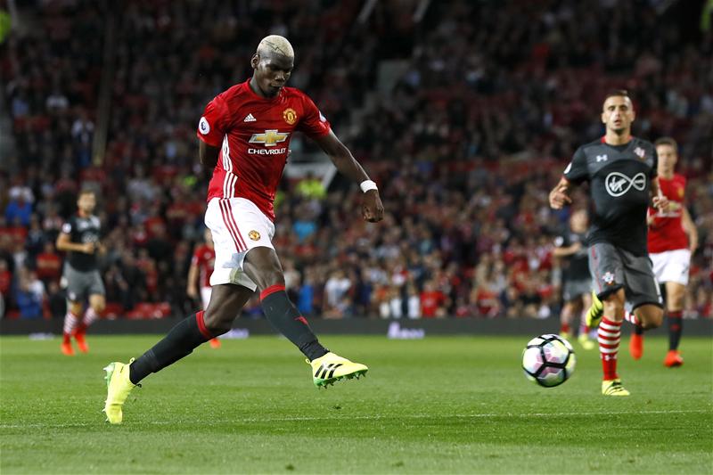 Top 10 cầu thủ "đen đủi" nhất NHA: Pogba vẫn thua MỘT người