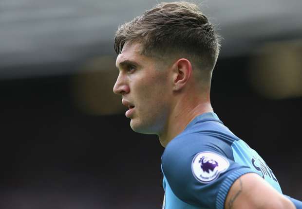 Ảnh bài viết Trước tin đồn tái hợp Everton, John Stones phản ứng ra sao?