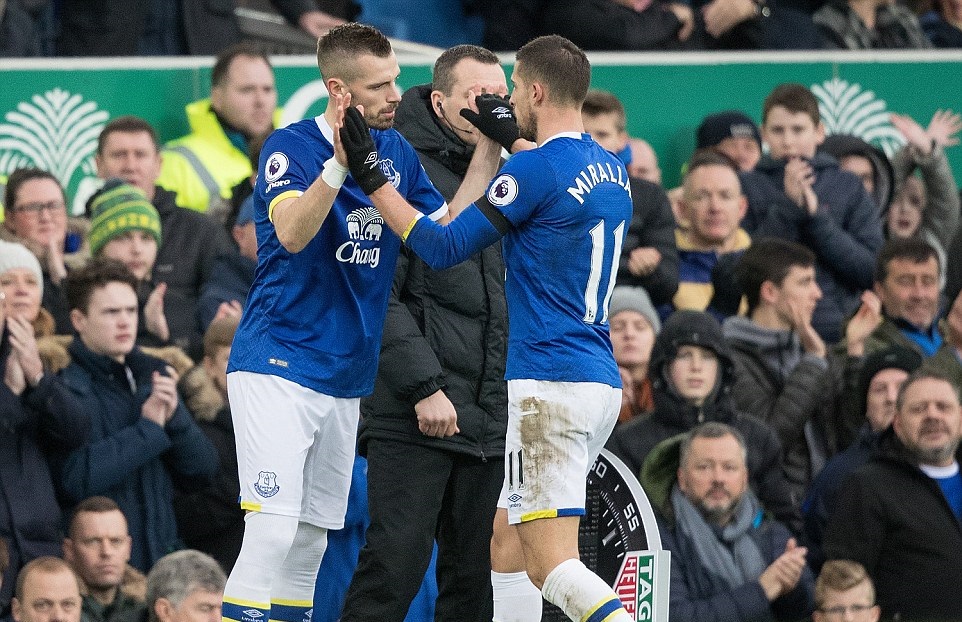 Ảnh bài viết Schneiderlin có trận ra mắt, Everton đè bẹp Man City trên sân nhà