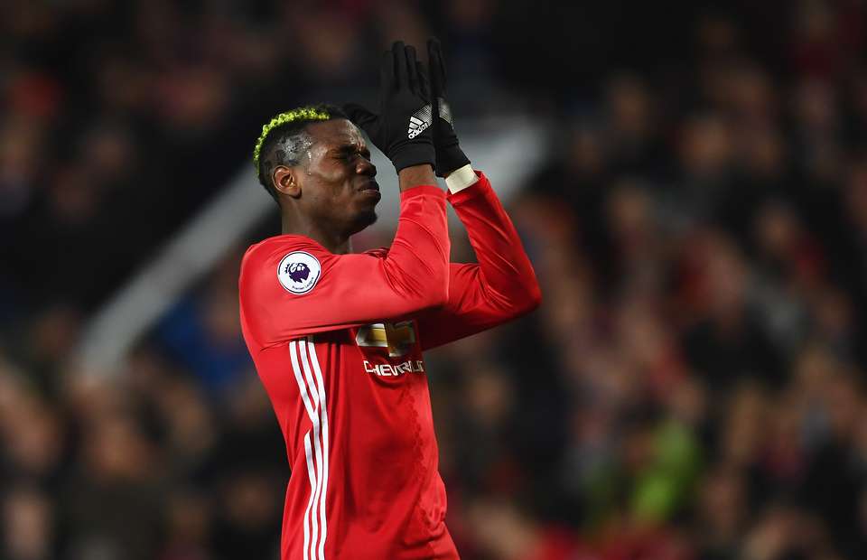 Ảnh bài viết Fan Man Utd kêu gọi lệnh cấm Pogba cắt tóc