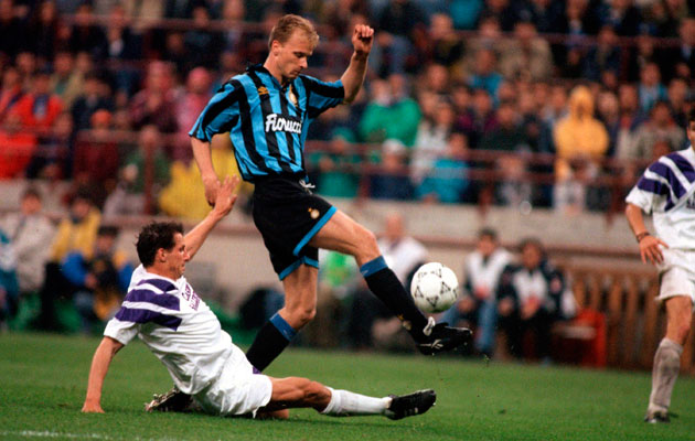 Bergkamp thời còn khoác áo Inter