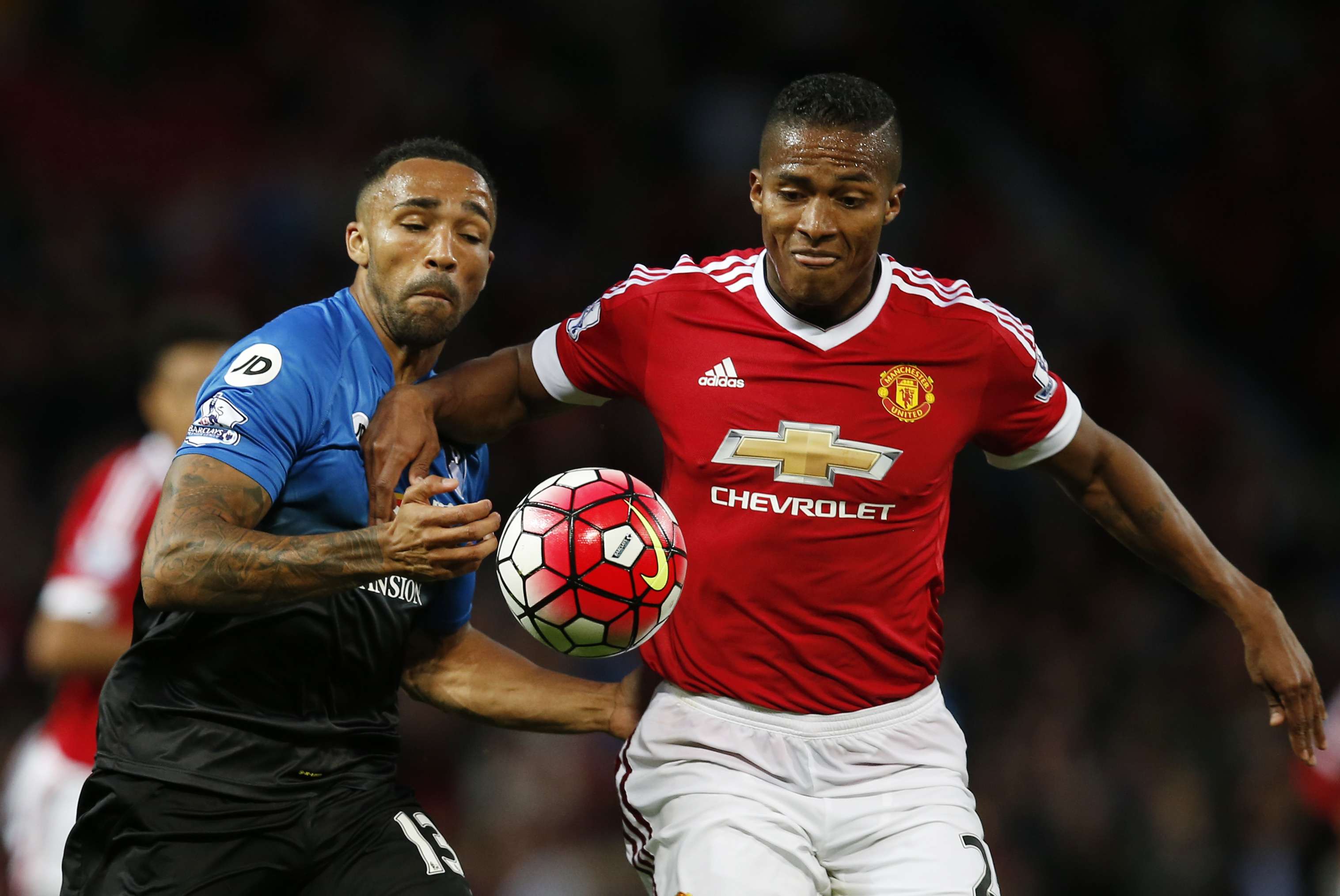 Ảnh bài viết Thống kê chỉ ra M.U quá đúng đắn khi gia hạn với Valencia