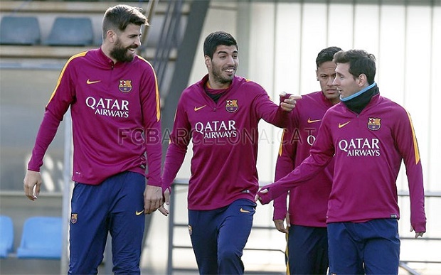 Neymar và Suarez song kiếm 'hạ' Pique
