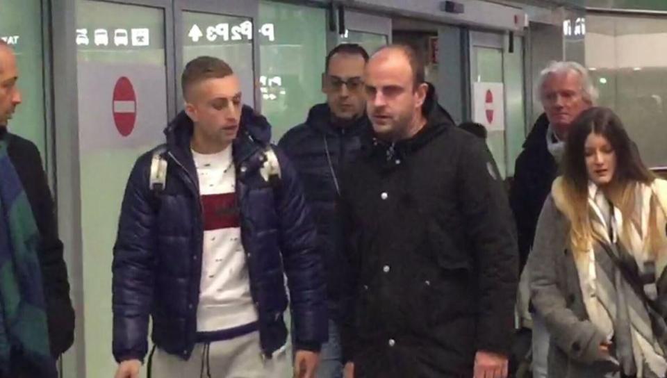 Sau nhiều sóng gió, Deulofeu đã có mặt tại Milan