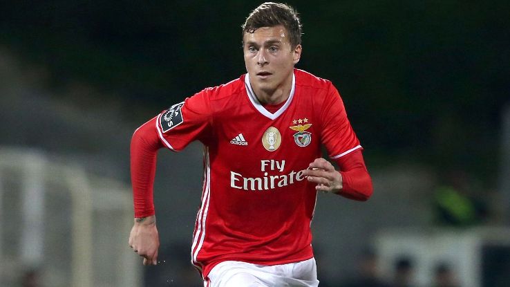 Ảnh bài viết Vụ Lindelof, Man Utd bất ngờ gặp "kẻ phá bĩnh"