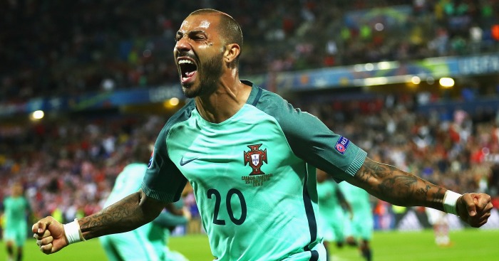 Ảnh bài viết Top 10 bàn thắng kiểu Rabona khiến bạn phải tròn mắt