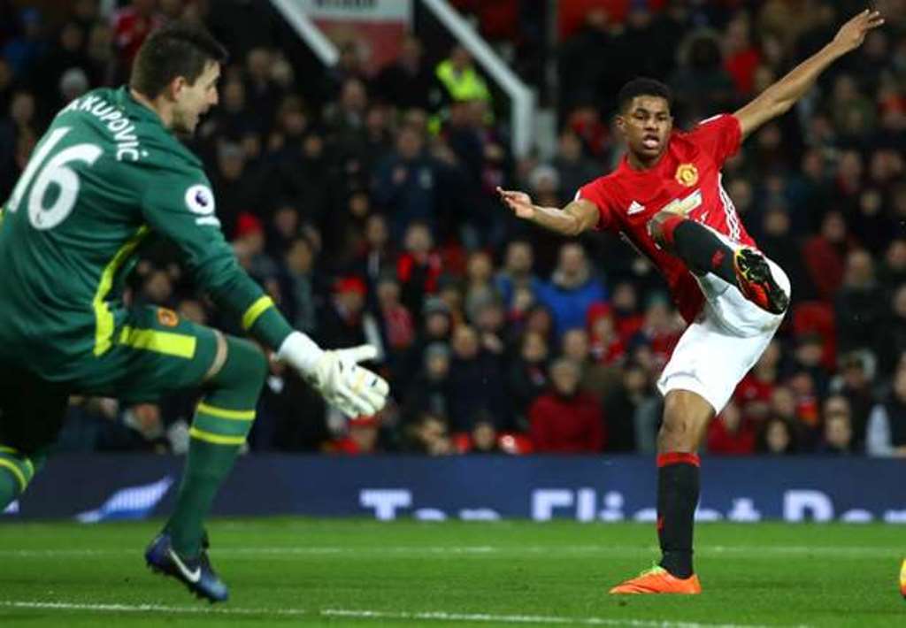 Ảnh bài viết Gặp đội vừa thăng hạng, Man United cứ như bị 'ma ám'