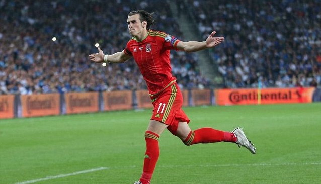 Ảnh bài viết Góc siêu phẩm: Bật tung cảm xúc với cú đá phạt của Bale