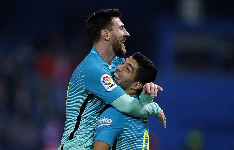 Song sát nổ súng, Barca đánh bại Atletico ngay tại Vicente Calderon