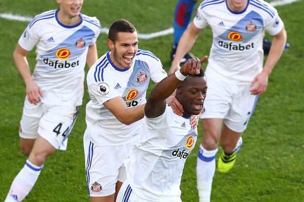 'Sao quả tạ' Jack Rodwell chính thức được giải hạn tại NHA