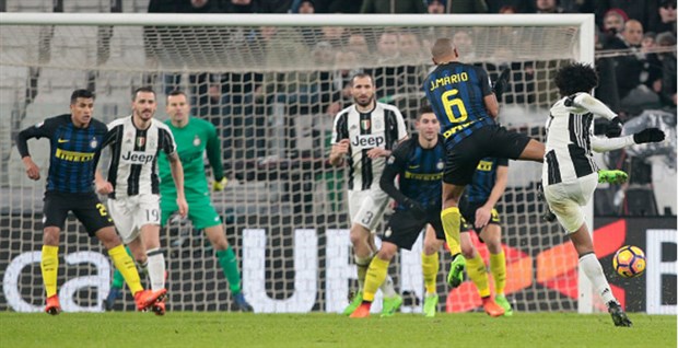 Derby d'Italia quá hay, khác biệt từ 1 cú 'Rocket'