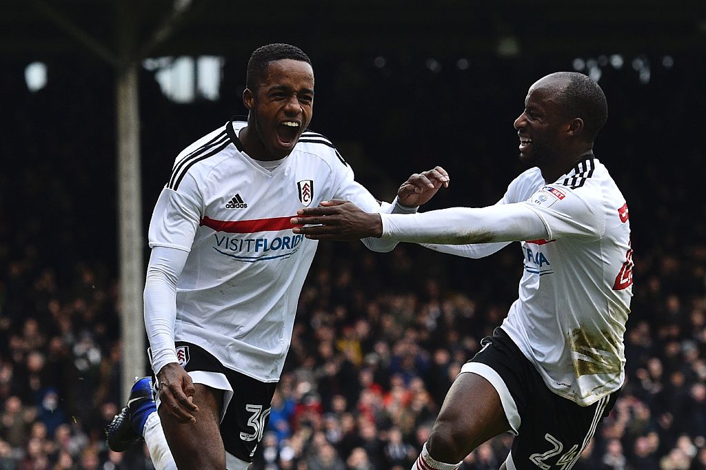 Fulham ra giá bán "Ashley Cole đệ nhị" cho Liverpool