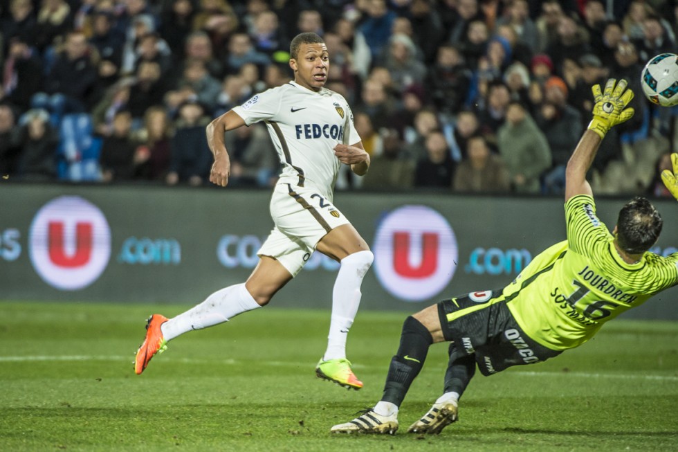 Ảnh bài viết Chùm ảnh: 'Henry mới' tỏa sáng, AS Monaco vững vàng ngôi đầu