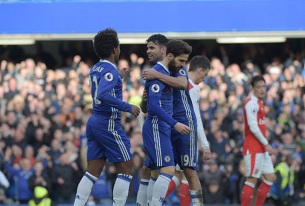 Ảnh bài viết Fabregas ‘hờn dỗi’ vì Kante