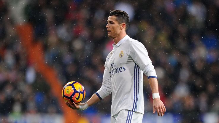 Ronaldo bị chỉ trích, Di Maria lên tiếng bênh vực