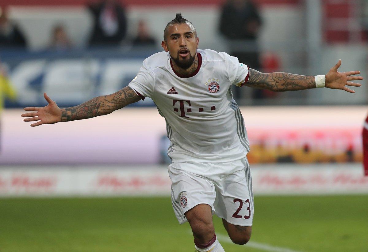 Ảnh bài viết Ghi bàn phút cuối, Bayern vững ngôi đầu Bundesliga