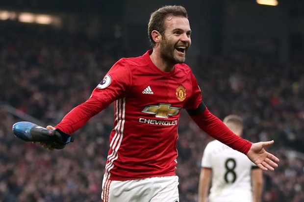 Ảnh bài viết TIẾT LỘ: Lý do Juan Mata ném giày ăn mừng