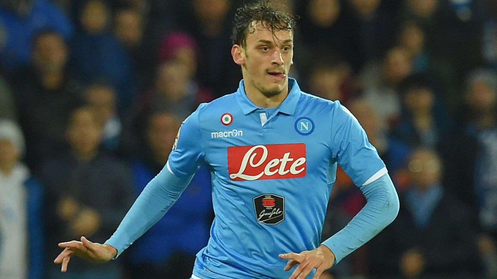 Manolo Gabbiadini khi còn khoác áo Napoli