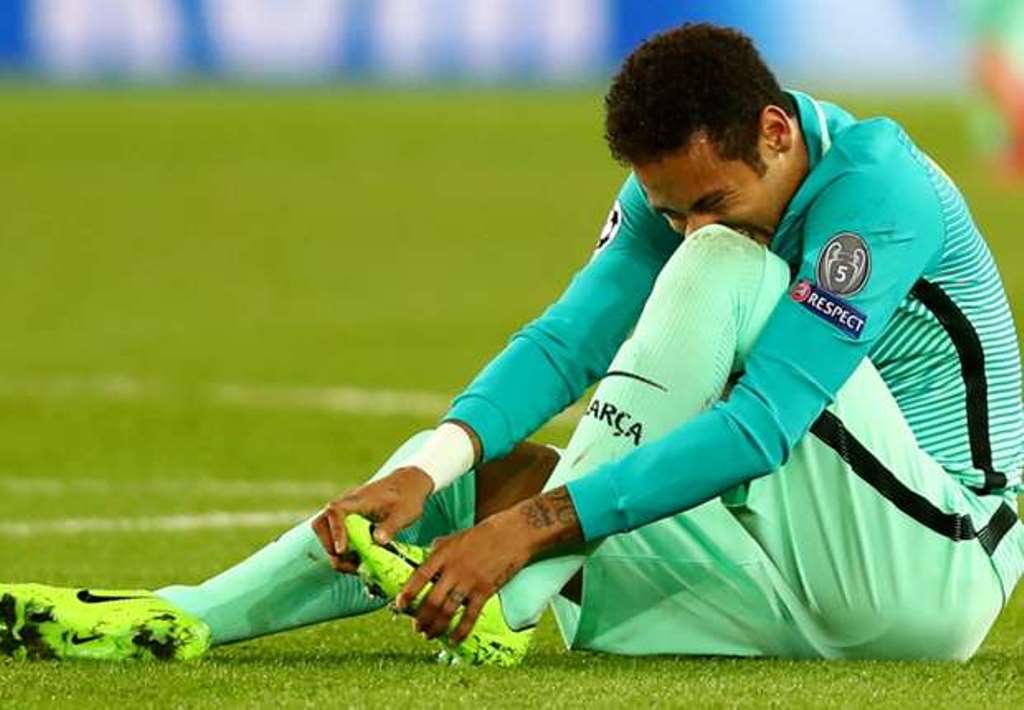 Để vào tứ kết, Barcelona phải phá vỡ kỉ lục Champions League