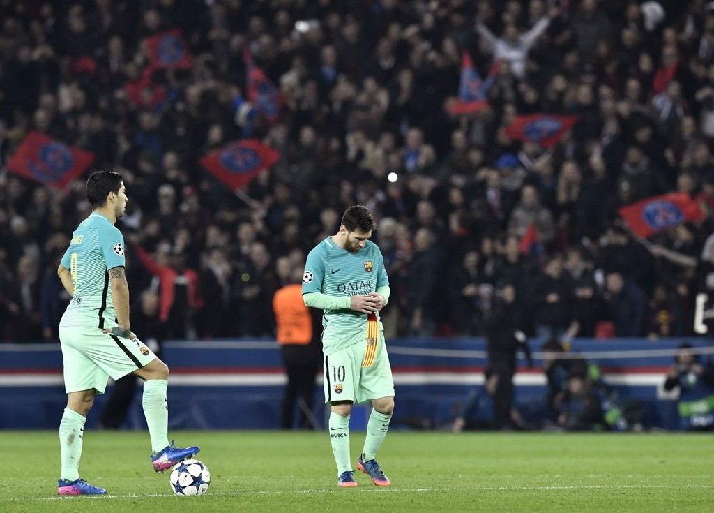 Điểm tin chiều 15/02: Barca chia rẽ nghiêm trọng, Enrique động tay chân với phóng viên