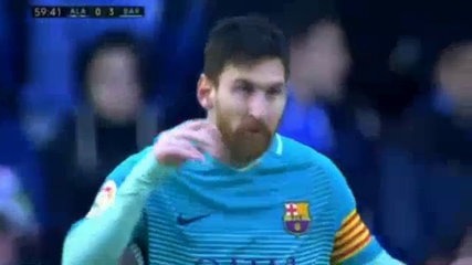 Ảnh bài viết Lionel Messi bị sao PSG xỏ háng