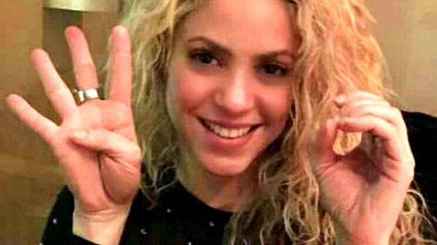 Cư dân mạng troll Barca với bức ảnh 4-0 của Shakira 