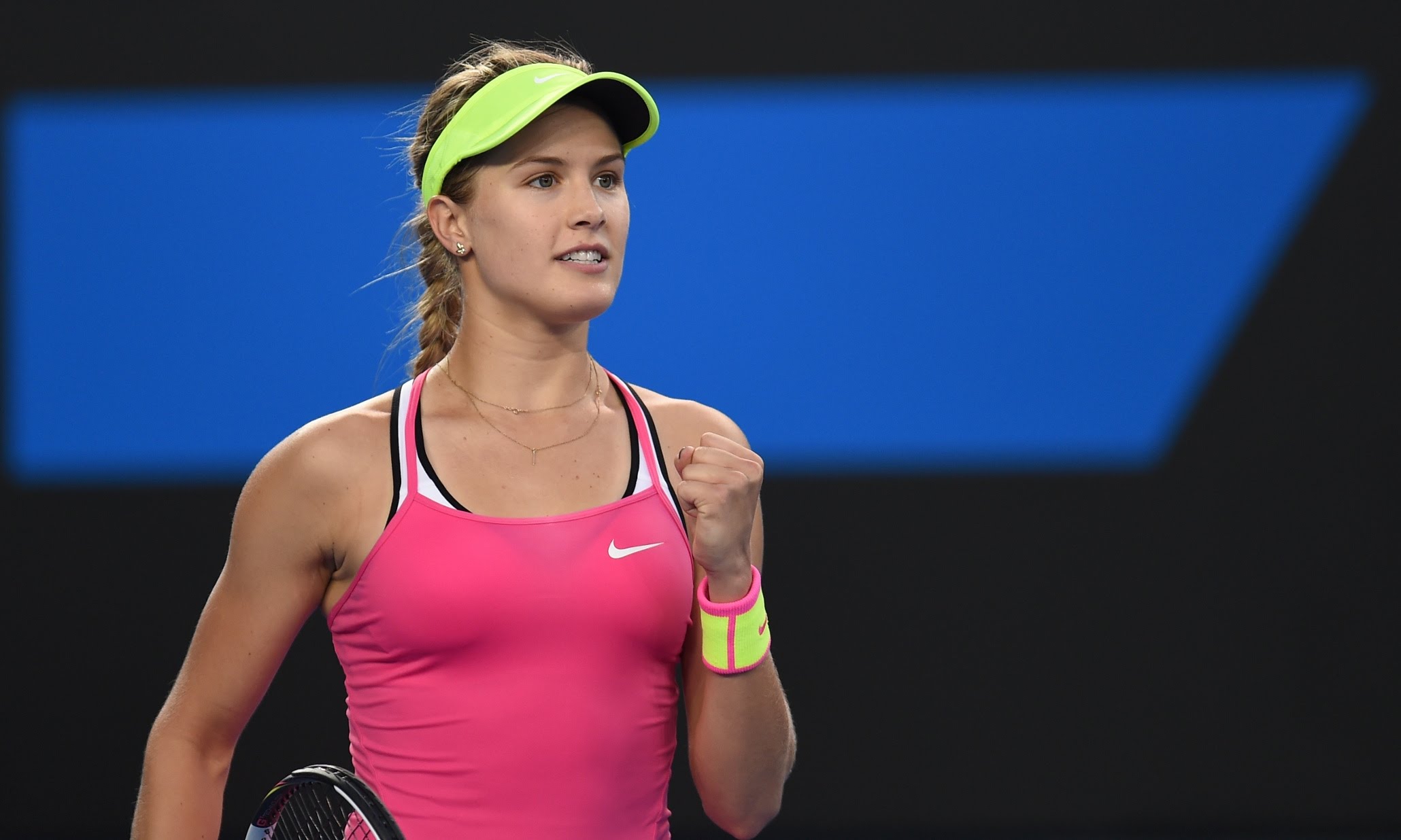 Eugenie Bouchard - Kiều nữ xinh đẹp làng banh nỉ
