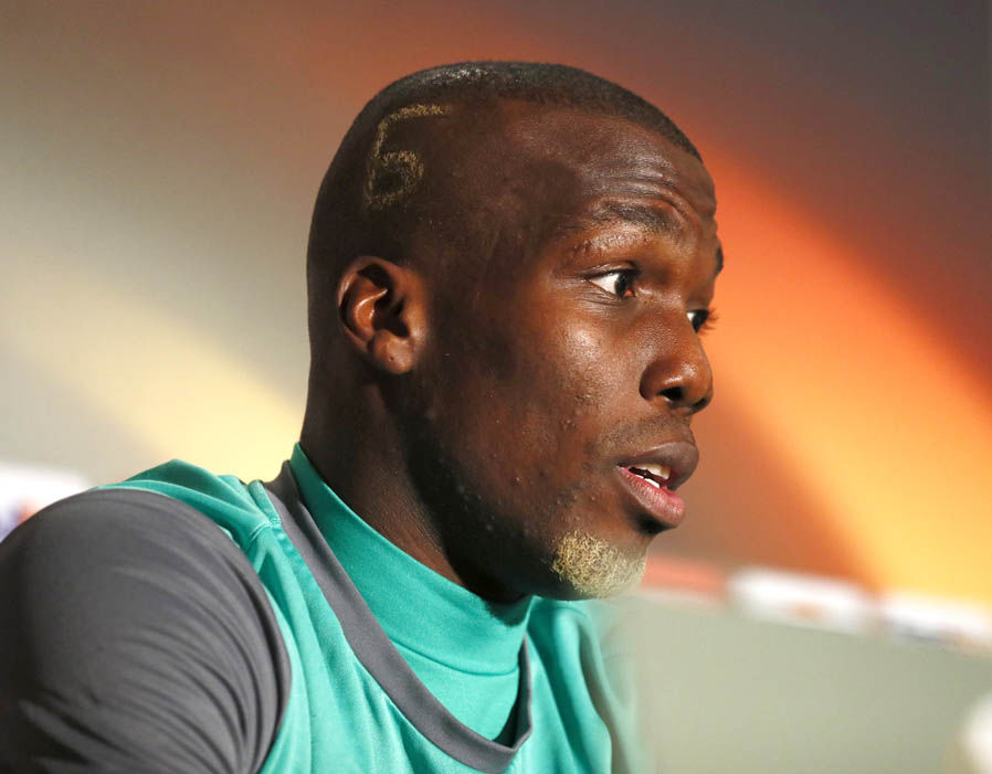 Florentin Pogba thay kiểu tóc đầy ý nghĩa trước ngày chiến với em trai