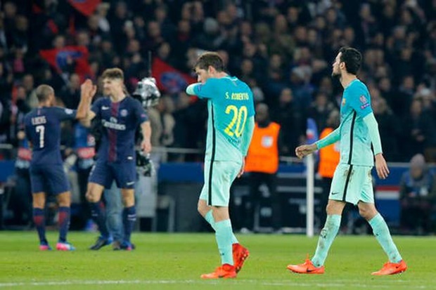 Ảnh bài viết Góc HLV Nguyễn Văn Sỹ: Dấu chấm hết cho Barca, Arsenal!