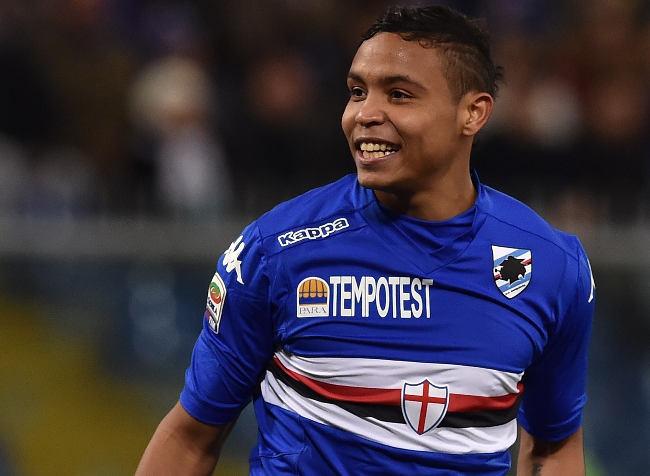 Kỷ lục gia Serie A được Chelsea, Milan tranh nhau quyết liệt