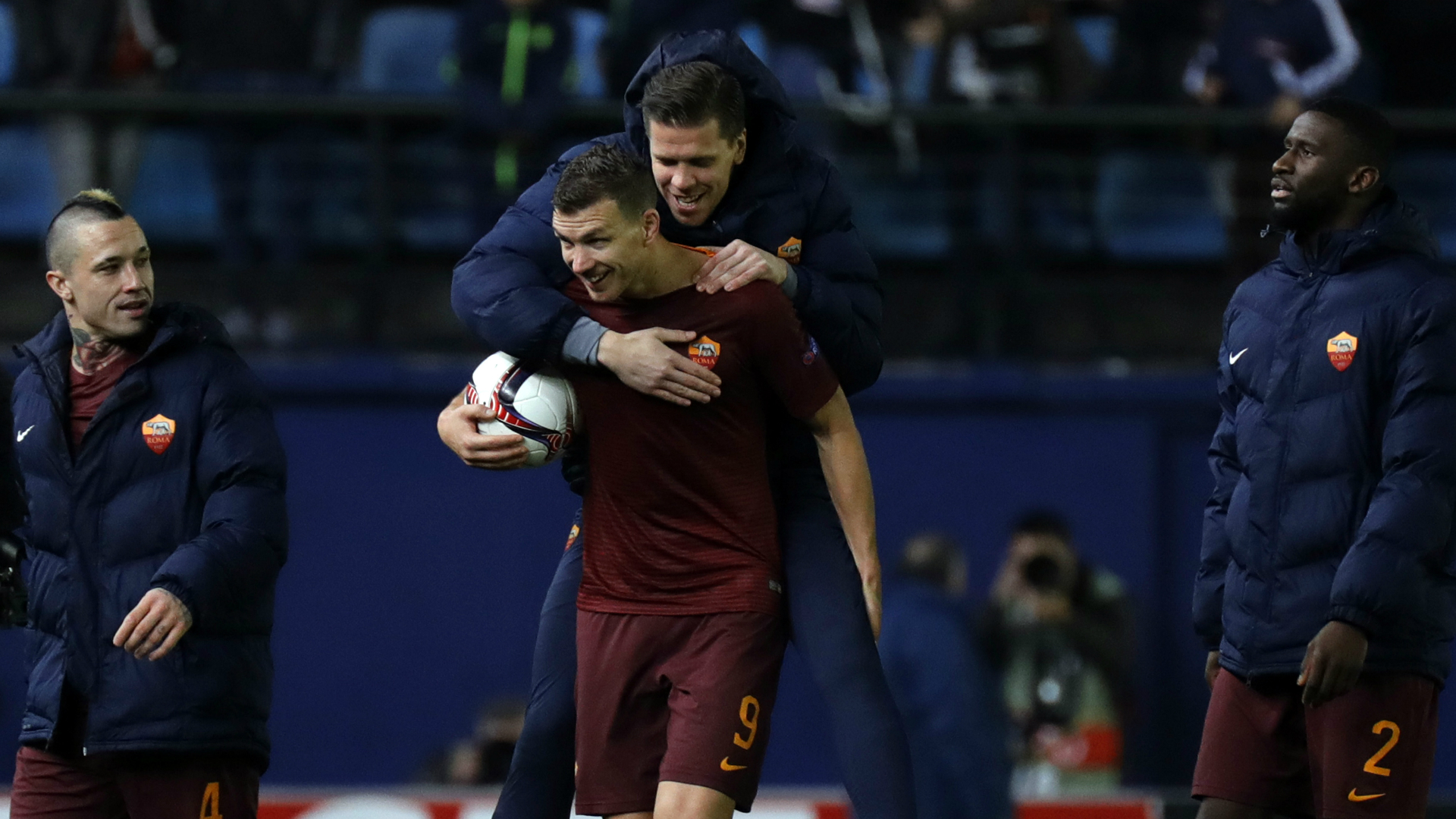 Edin Dzeko - Gã khổng lồ "chắp cánh" tham vọng của thành Rome