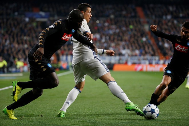Ronaldo ngày càng chơi đồng đội hơn