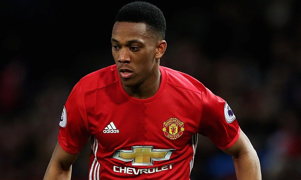 Ảnh bài viết Scholes chê Martial di chuyển kém thông minh