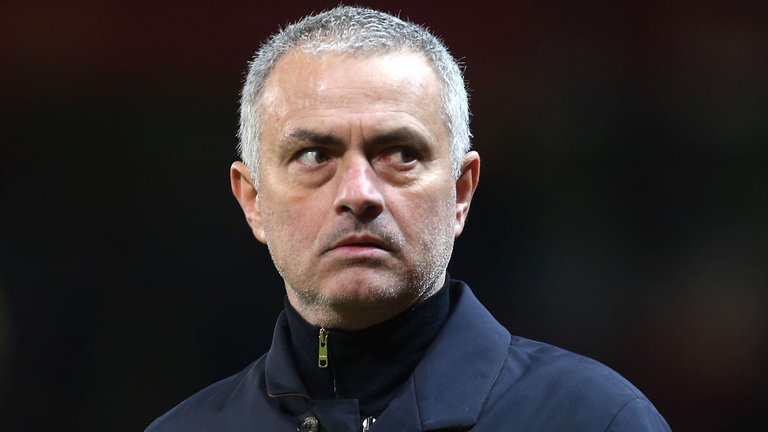 Đấu Blackburn, Mourinho tung đội hình lạ