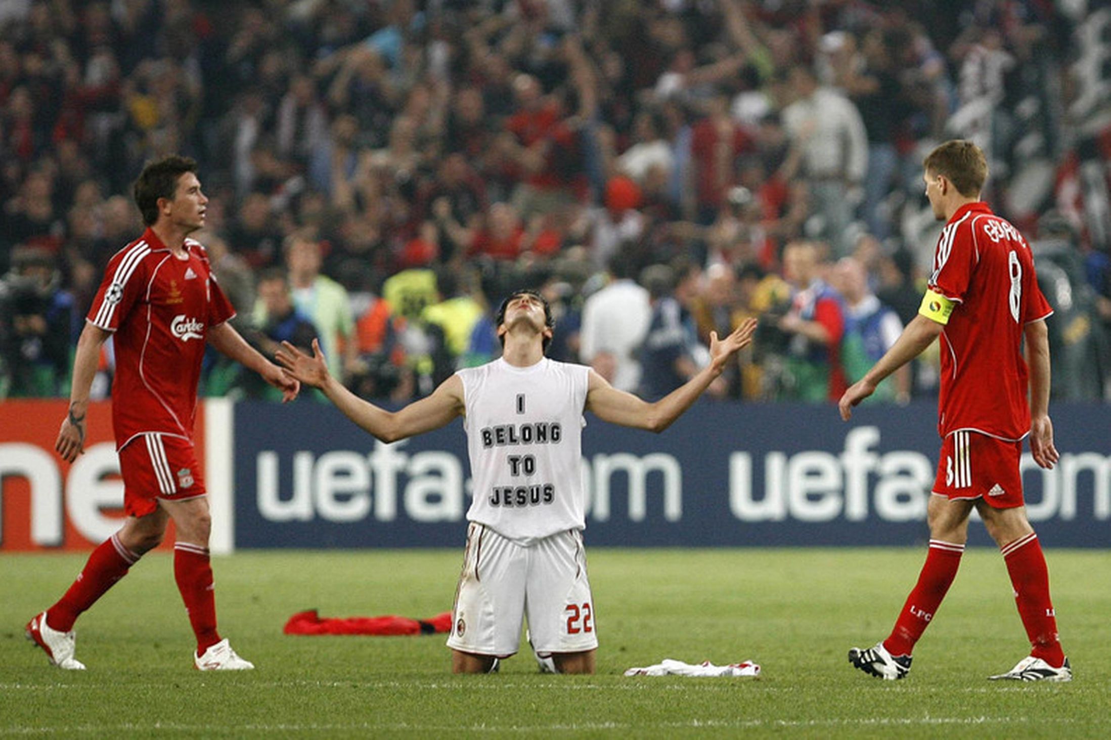 Ảnh bài viết Màn trình diễn đỉnh cao của Kaka vs Liverpool (CK Champions League 2007)