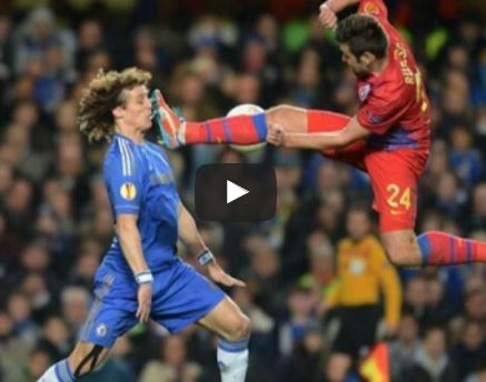 Ảnh bài viết Những pha tắc bóng và phạm lỗi kinh hoàng nhất