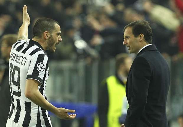 Chưa đá, Juventus đã 'đốt lưới' trước Porto 1 bàn
