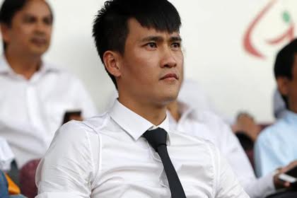 Công Vinh xót thương Minh Nhựt: "Án phạt không có tình người!"