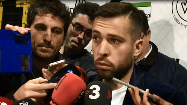 Isco được chào đón tại Barcelona
