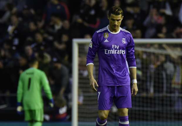 Ra sân trước Valencia, Ronaldo chinh phục tiếp cột mốc vĩ đại