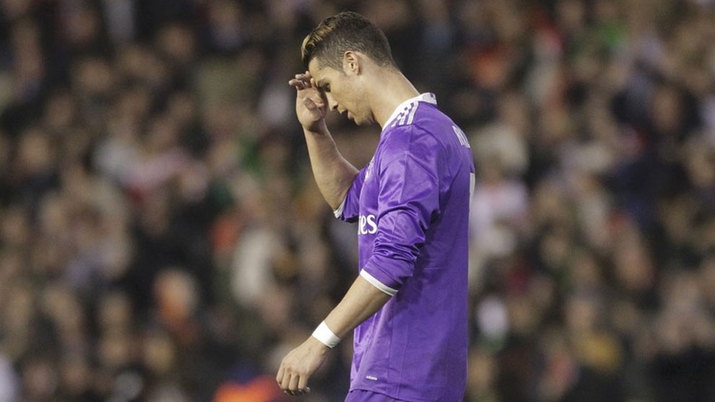 Ronaldo kêu gọi thủ thành Navas dâng cao tấn công