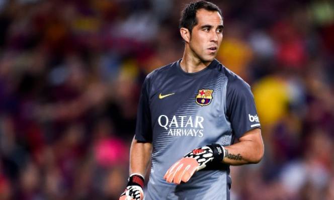 Ảnh bài viết Claudio Bravo từng thăng hoa thế nào trong màu áo Barcelona?