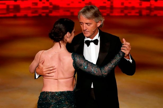 Ảnh bài viết Chùm ảnh: Mancini khoe những bước nhảy điêu luyện ở tuổi 52 