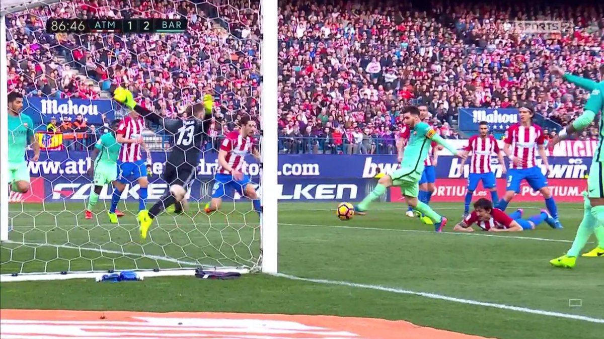 Messi tiếp tục là hung thần của Atletico Madrid