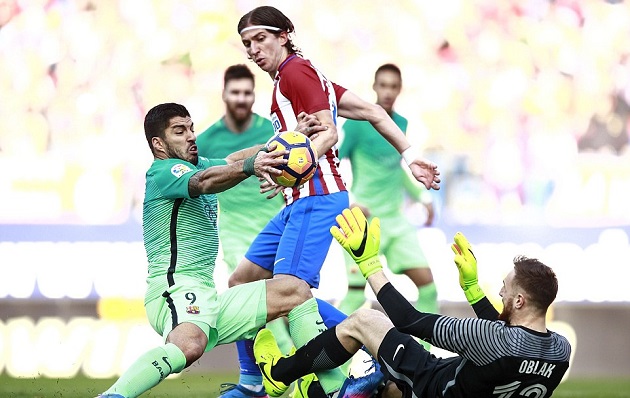 Phòng ngự lỏng lẻo, Atletico cay đắng nhận thất bại trước Barca