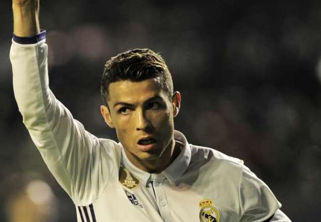 Vượt Hugo Sanchez, Ronaldo trở thành Vua đá penalty La Liga