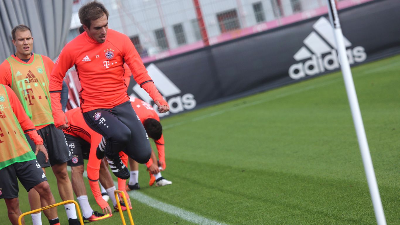 Ảnh bài viết Chùm ảnh: Các cầu thủ Bayern dốc sức tập luyện chuẩn bị tiếp đón Schalke 04