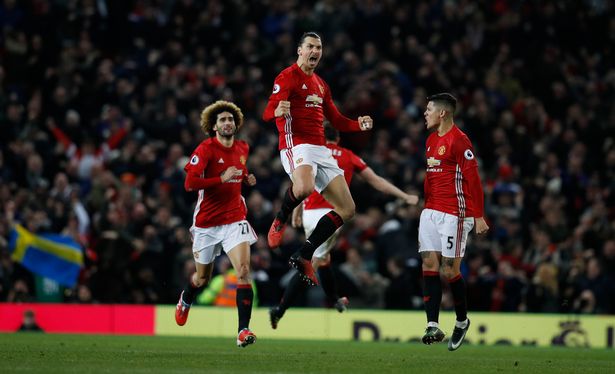Ảnh bài viết Phá rào hợp đồng, Ibrahimovic đòi ở lại Man Utd thêm 2 năm