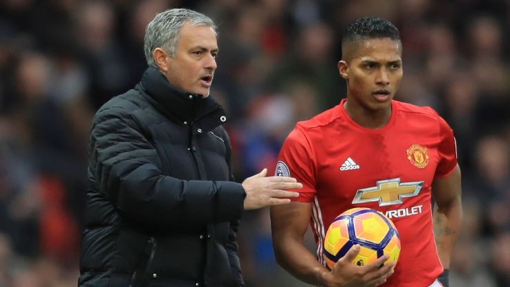 Ảnh bài viết Thời của Mourinho có MỘT điểm tương đồng với Sir Alex